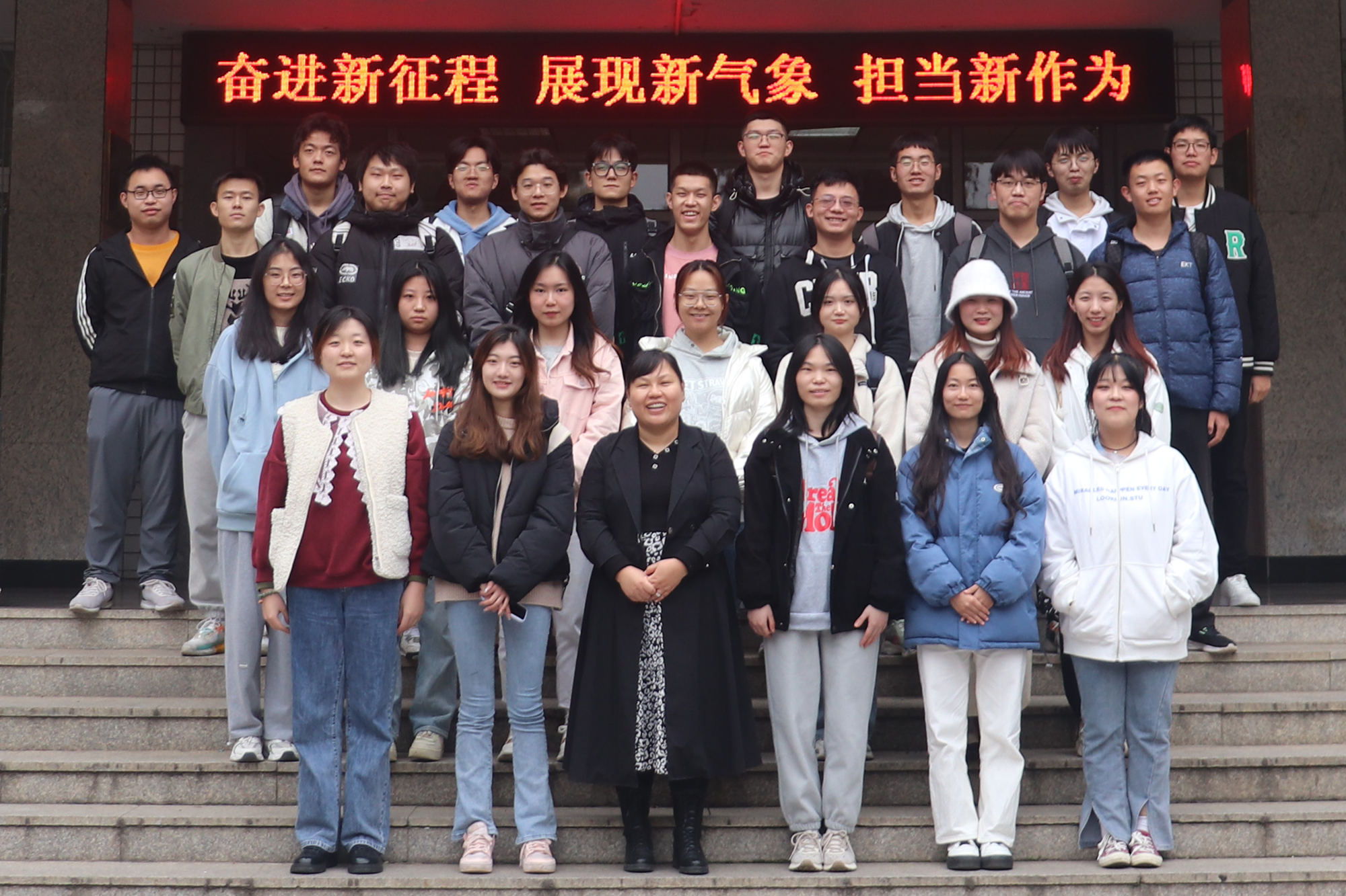 合照无小黄书
111.png