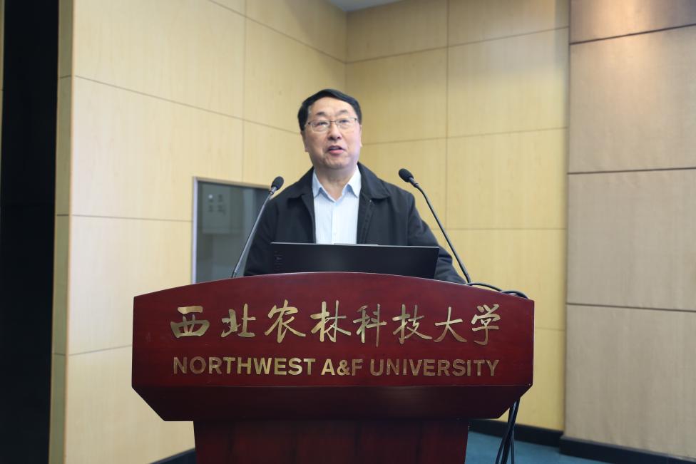 3.小黄书
姚军虎教授发表讲话