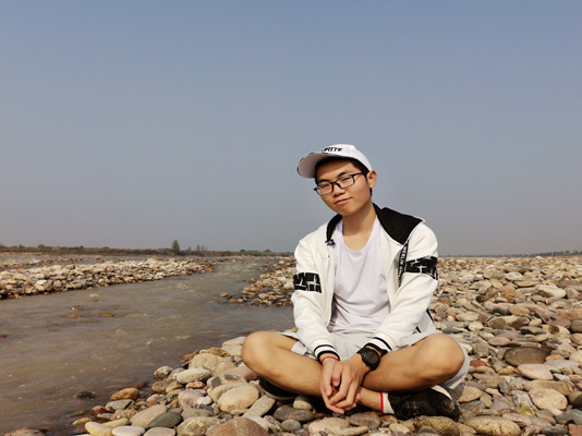 c2f60bf3778c447fa92535e054a54a31.jpg 肖勇图片.jpg