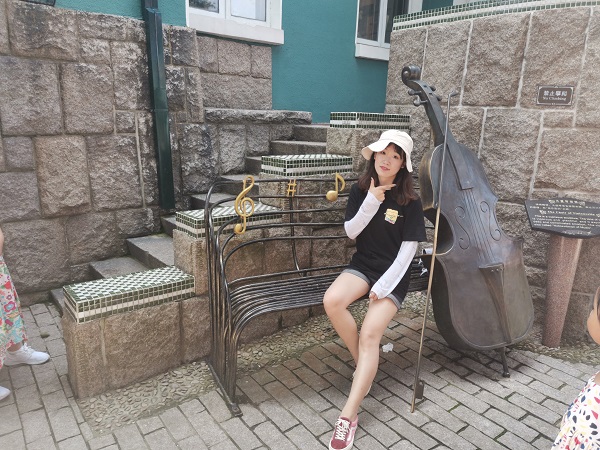 d8bbfc4acf914c04a32d82a42ca0a463.jpg 马舒蓝.jpg