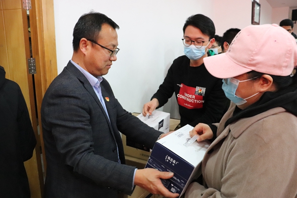 a962b8f8bf674de2ba62bba6f9f8a57c.jpg IMG_2335.JPG