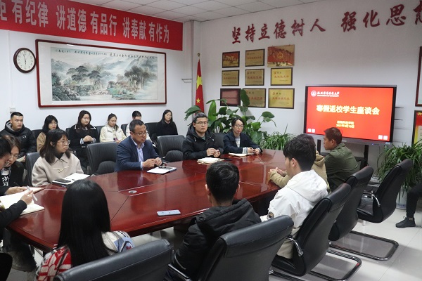 4e9c3553d82c462ea11b8ce354facfd1.jpg 活动现场.jpg