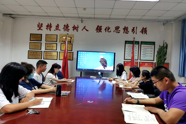 011cc60ed5be4496840e059173ad2685.jpg 第五党支部_副本.jpg