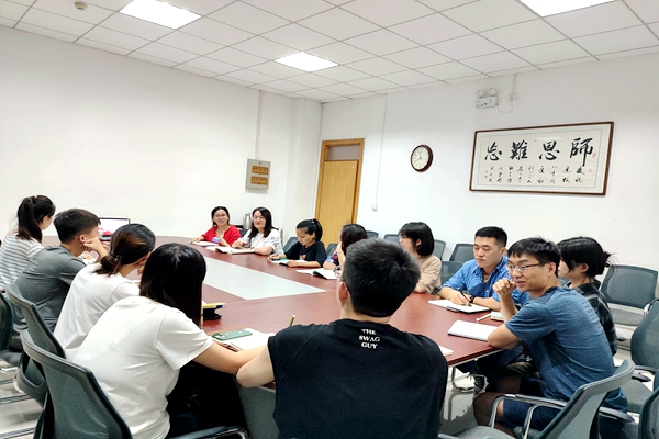 10bff4c8a3724e42acdfefa9d6cac0ce.jpg 第二党支部_副本.jpg