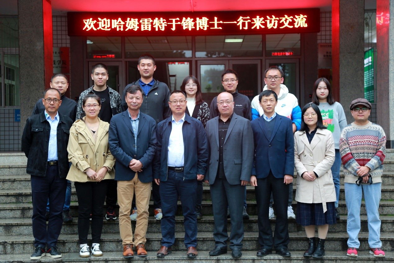 fa2355b7be2a41aca796f61d5c6255b3.jpg fa2355b7be2a41aca796f61d5c6255b3.jpg