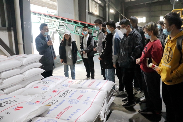 0ff77acfc65d4a2490f52e8afb150a4b.jpg IMG_1351.JPG