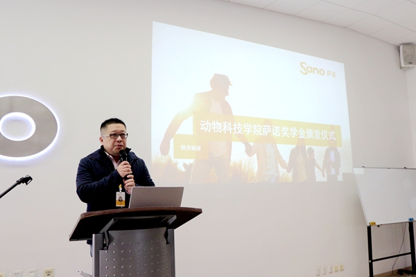 c0cbb3858bbd4be3ae98a55c2ae570e5.jpg IMG_1116.JPG