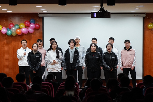 2f1883f9942a47d994eafa2a1612ccaa.jpg E5B68B857EF545B8B2086D1F04FE1637.jpg