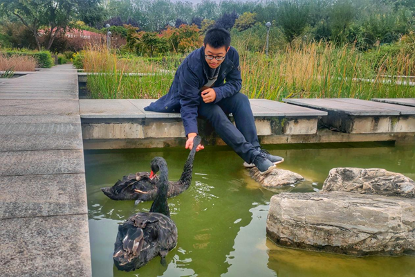 6a0a12bcba594ddeb418b2c44af61f8c.png 吴章情.png