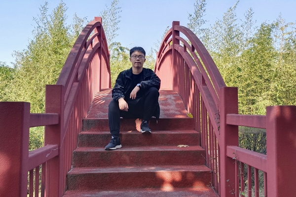 700096f4ac204390a5790a50c7ffedb9.jpg 朱重师.jpg