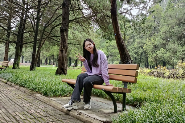 bb0d008136fc435fb652ee81c550522c.jpg 丁旭红.jpg