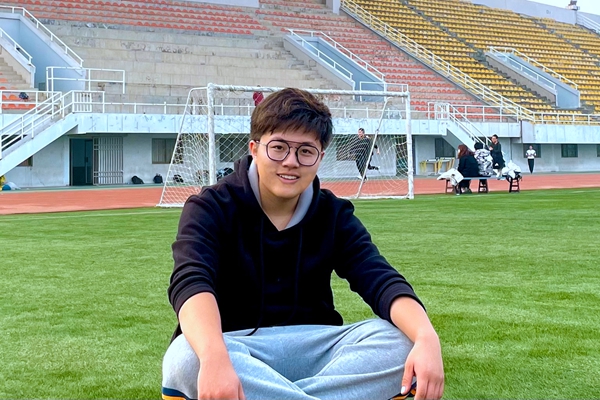 e3bfb7d6621d4b78bfa3083c8dabffa1.jpg 王春智.jpg