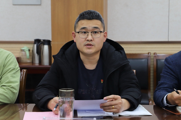 363ef0324ef0444baff3a748cc94384b.jpg 冯来顺.jpg