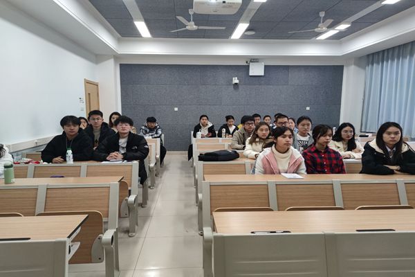 5ad36804956046adb0497fcc503ca5d2.jpg 动科2005班政治理论学习.jpg