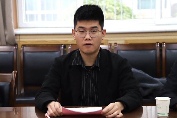 ca7cd89b06b946f5b1f972602c15975b.jpg 汪富文.jpg