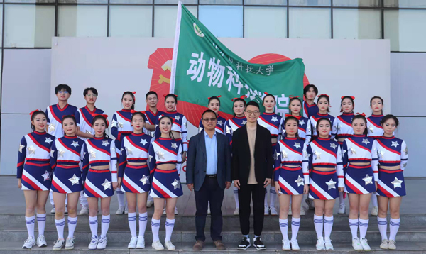 9b7d2e29e68d4ac88dad44c97fe36d8d.jpg 1.jpg