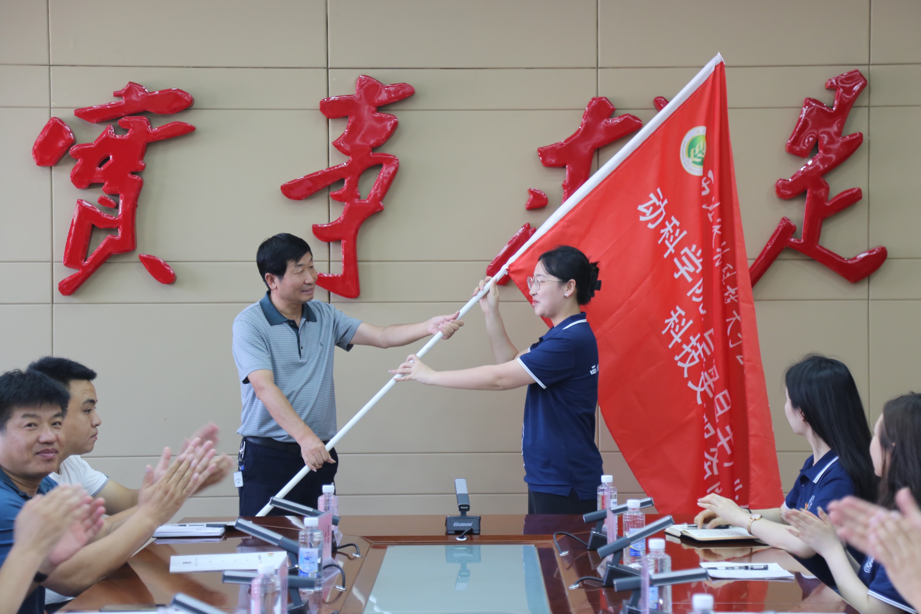 858b507658784ad88567f8905fd08b1e.jpg 858b507658784ad88567f8905fd08b1e.jpg