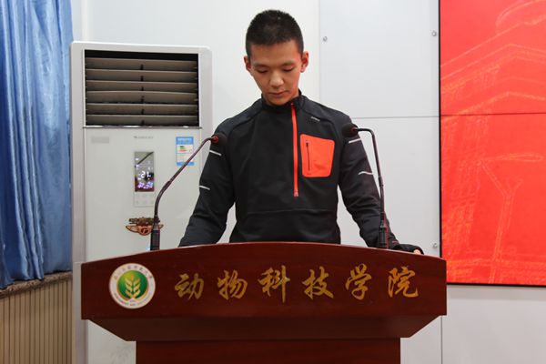 989248abee204b48a3d56d636d63e993.jpg 336A3312.JPG