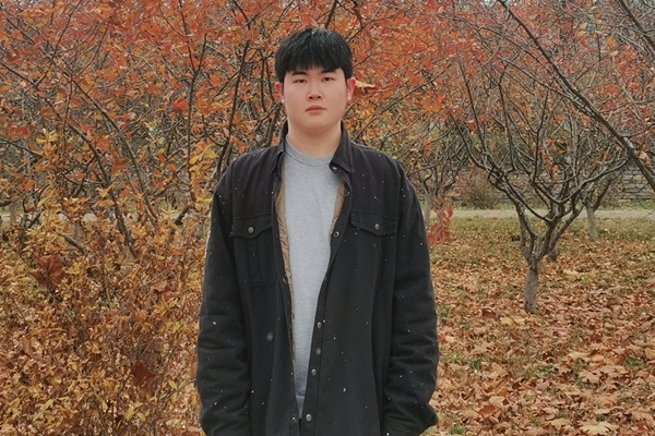 87e2a3f15d774c4f93cb80c0844d14b8.jpg 徐光浩_副本.jpg