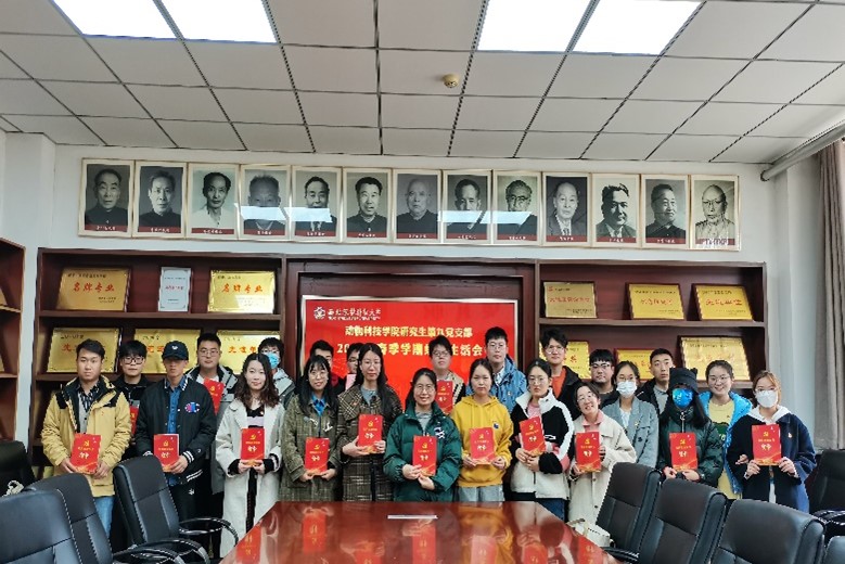 06d55b97661e4bdbb3f1af69a0454001.jpg 06d55b97661e4bdbb3f1af69a0454001.jpg