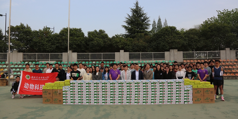 4956292cdfee42f5a7ed747118e26368.jpg 合影留念.JPG