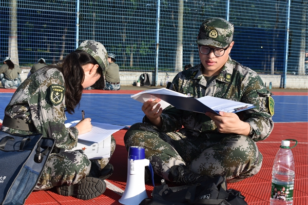 40dc72a31c4d4fac9e654f7554b2697e.jpg 教官备训.JPG