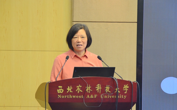 cc3e4ef39c7847dfa9f340b9280bca0e.jpg 朱伟云教授致辞_副本.jpg