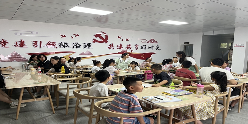 7a484c469fa0425281c326828b0f390f.jpg 徐西湾村支教现场.jpg