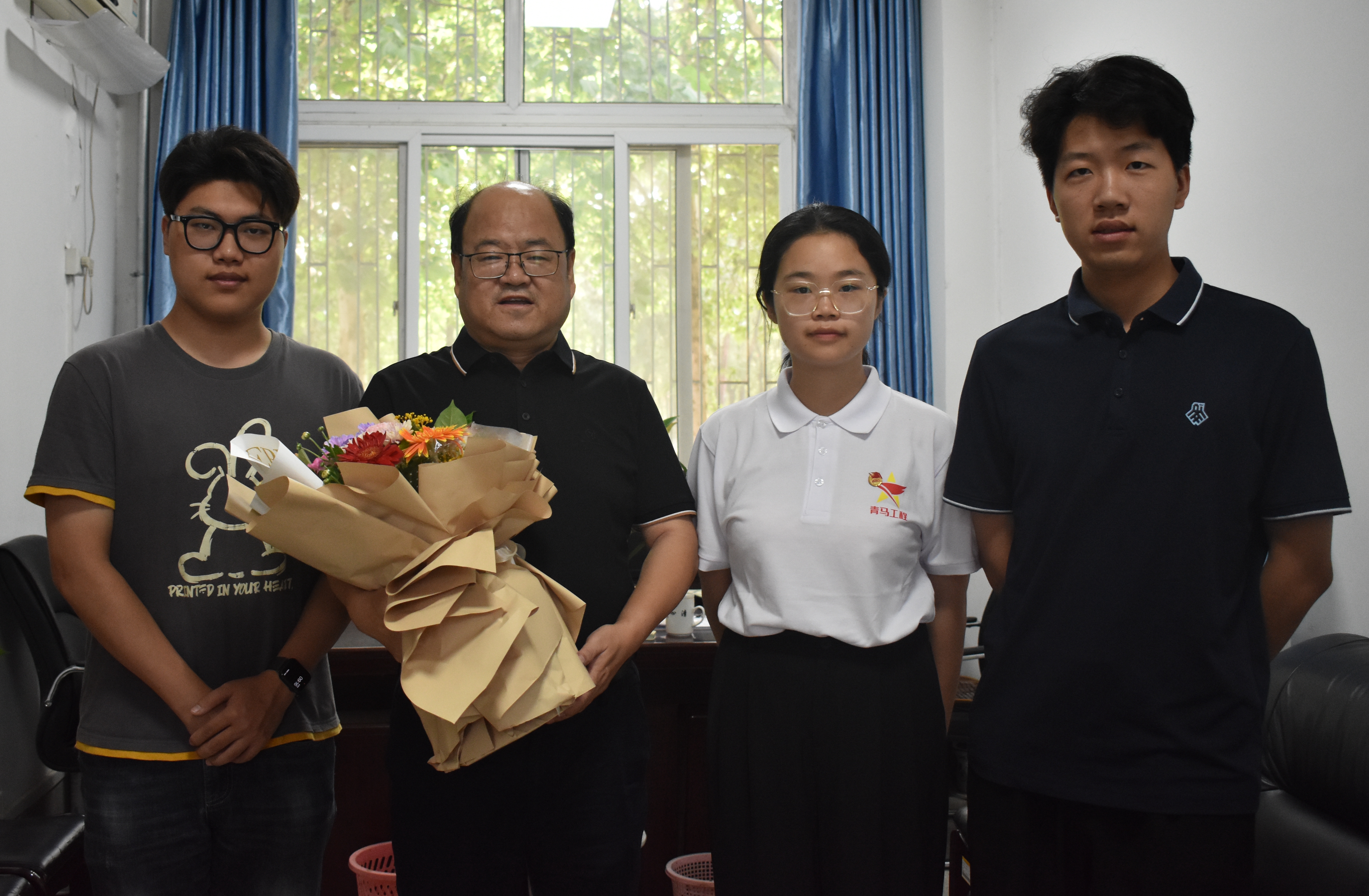 8ef706edc3ad42bc985e70f3b85f31fb.jpg 8ef706edc3ad42bc985e70f3b85f31fb.jpg