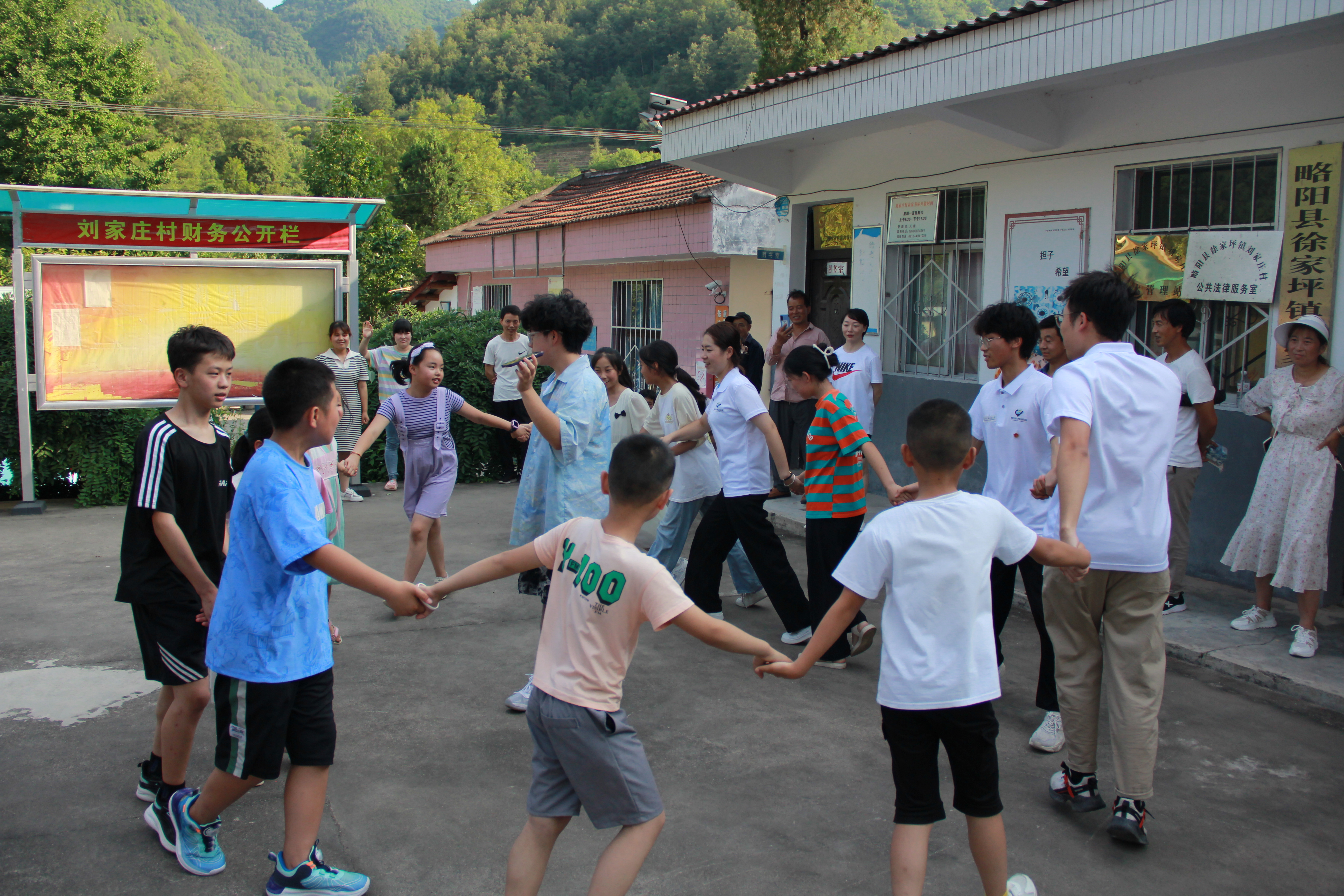 9f1ce50ed402449db328cb420745d3e8.jpg 9f1ce50ed402449db328cb420745d3e8.jpg